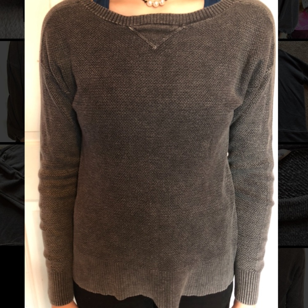 American Eagle Outfitters gray sweater